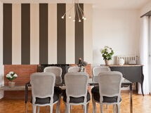Accommodation:&nbsp;Penthouse Suite 200.19