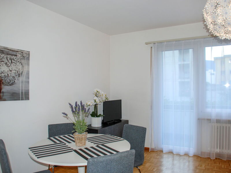 Accommodation:&nbsp;Junior Suite 200.10