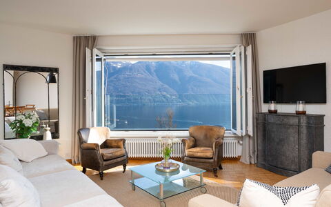 Accommodation:&nbsp;Suite Modern 250.18
