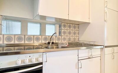 Accommodation:&nbsp;Lakeview App. 603 300.11