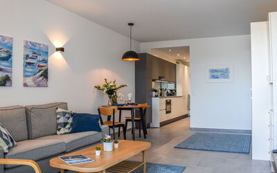 Accommodation:&nbsp;Residenza Monte Bré - Apt.204 Haus2 102.7