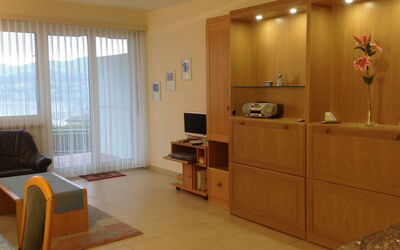 Accommodation:&nbsp;Castagnola (Utoring) 100.8