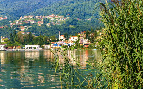 Caslano 100: Water, Body Of Water, Water Resources, Mountainous Landforms, Waterway, Hill, Bank, Coastal And Oceanic Landforms, Lake, Hill Station