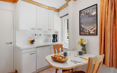 Accommodation:&nbsp;Promenade Apt 116 100.5