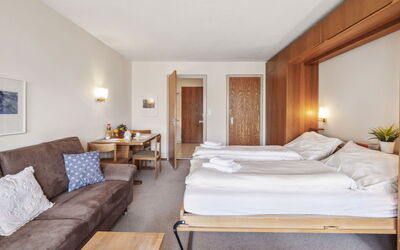 Accommodation:&nbsp;Promenade Apt 010 100.43