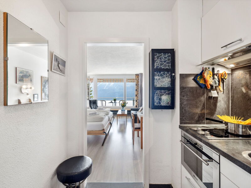Accommodation:&nbsp;Promenade Apt 210 100.49