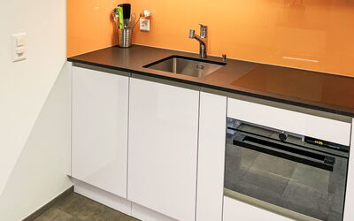 Accommodation:&nbsp;Parkareal Apt 404 400.12