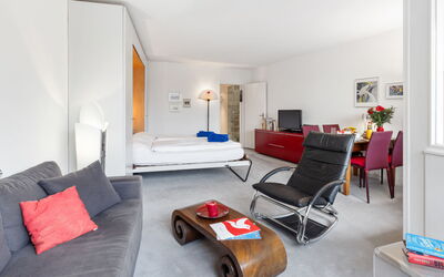 Accommodation:&nbsp;Parkareal Apt 504 400.13