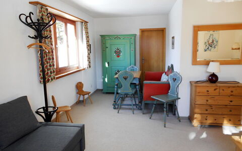 Haus Murena: Room, Property, Furniture, Building, Interior Design, House, Real Estate, Floor, Living Room, Ceiling