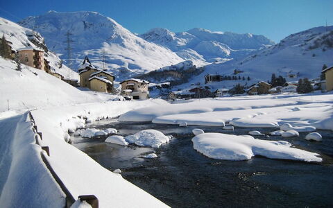 Utoring Plaz 030: Sky, Snow, Mountain, Water, Nature, Azure, Slope, Highland, Ice Cap, Freezing