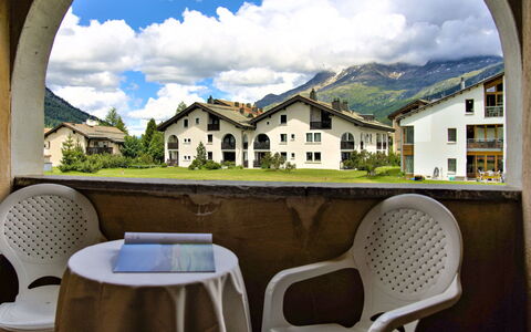Chesa Polaschin B - B10 - Sils: Sky, Cloud, Table, Furniture, Property, Window, Building, Chair, Plant, Interior Design