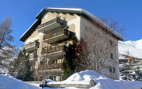 Chesa Clüs 6: Snow, Winter, Property, House, Freezing, Home, Real Estate, Roof, Architecture, Residential Area