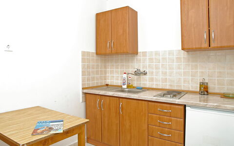 Accommodation:&nbsp;Šarenko 800.3