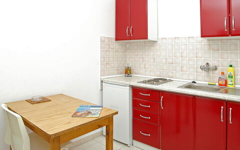 Accommodation:&nbsp;Šarenko 800.4
