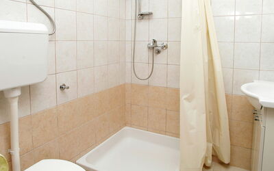 Accommodation:&nbsp;Šarenko 800.3