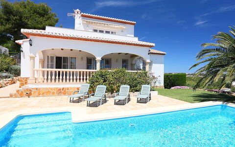 Faisa: Water, Sky, Plant, Property, Cloud, Blue, Building, Azure, Tree, Swimming Pool
