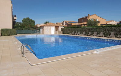Saint Cyprien 715: Swimming Pool, Property, Real Estate, Building, Leisure, Tile, Vacation, House, Home, Rectangle