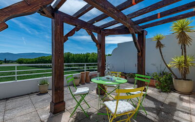 Accommodation:&nbsp;Les Embruns 715.17