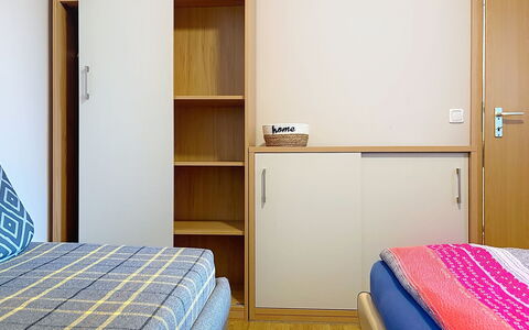 Goetheallee: Furniture, Interior Design, Flooring, Wood, Floor, Room, Bedroom, Bed, Textile, Lighting