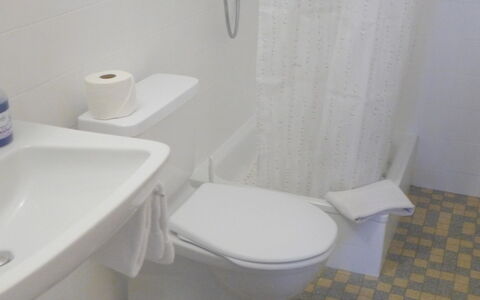 Grindelwald 255: Plumbing Fixture, Toilet Seat, Bathroom Sink, Property, Toilet, Bathroom, Purple, Tap, Interior Design
