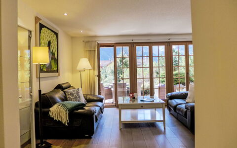 Grindelwald 260: Furniture, Interior Design, Flooring, Couch, Floor, Wood, Living Room, Room, Ceiling, Table