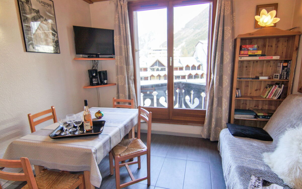 Accommodation:&nbsp;Le Triolet 780.8