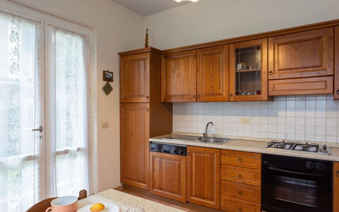 Antonia: Countertop, Cabinetry, Room, Property, Furniture, Kitchen, Building, Interior Design, House, Floor