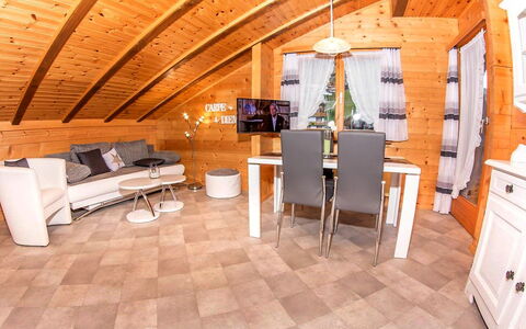 Kelly: Property, Room, Building, Real Estate, Attic, Interior Design, Floor, House, Furniture, Cottage