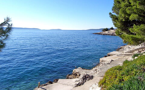 Trogir Okrug Gornji 304: Body Of Water, Coast, Sea, Water, Shore, Sky, Coastal And Oceanic Landforms, Natural Landscape, Bay, Water Resources