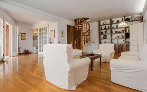 Sammartano: Furniture, Comfort, Picture Frame, Wood, Building, Interior Design, Bed Frame, Hall, Living Room, Decoration