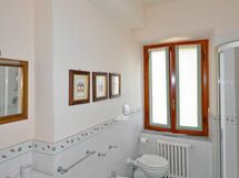 Accommodation:&nbsp;Villa