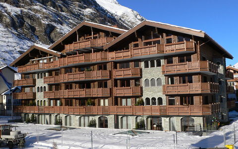 Zermatt 470: Property, Building, Town, Apartment, Mountain, Condominium, Architecture, Mountain Village, Real Estate, Mountain Range