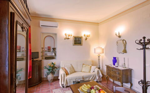 Santo Agostino: Room, Property, Interior Design, Furniture, Building, House, Ceiling, Suite, Real Estate, Living Room