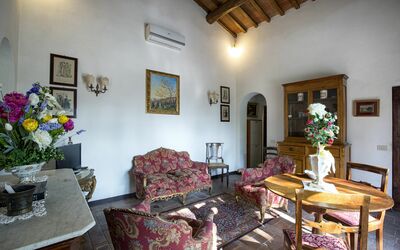 Casa Vittoria 2: Room, Property, Interior Design, Living Room, Building, House, Furniture, Real Estate, Home, Table