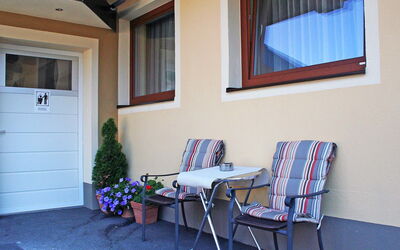 Accommodation:&nbsp;Leiter 100.1