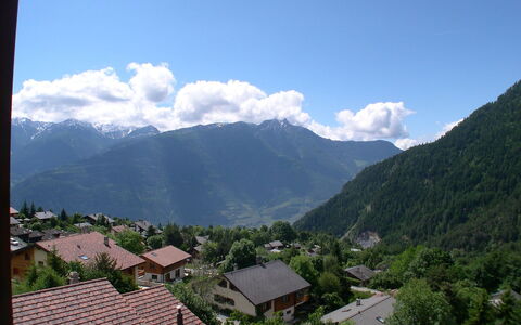 Hauts de Morthey No 33: Mountainous Landforms, Mountain, Hill Station, Sky, Mountain Range, Highland, Cloud, Mountain Village, Hill, Alps
