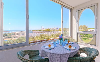 Accommodation:&nbsp;Les Terrasses de la Mer 690.19