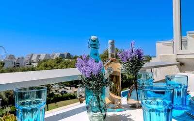 Accommodation:&nbsp;Les Terrasses de la Mer 690.18