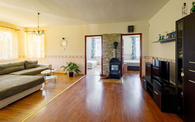Accommodation:&nbsp;Scarlett 1 950.1