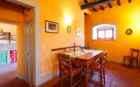 Locazione Turistica Selvapiana: Room, Property, Building, Furniture, Interior Design, House, Table, Real Estate, Dining Room, Floor