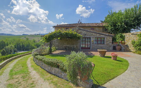 Locazione Turistica Selvapiana: Property, House, Real Estate, Home, Cottage, Estate, Building, Sky, Garden, Rural Area