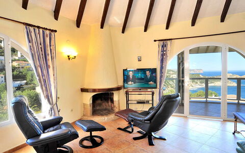 Balcon al Mar: Room, Property, Interior Design, Building, Furniture, Living Room, House, Real Estate, Home, Architecture