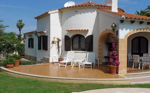 El Paradiso: Property, House, Building, Home, Real Estate, Hacienda, Villa, Estate, Architecture, Residential Area
