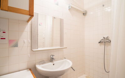Accommodation:&nbsp;Les Lauzes C19 420.3