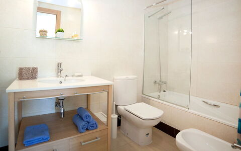 Calpe Calp 907: Bathroom, Property, Room, Interior Design, Furniture, Plumbing Fixture, Building, Floor, Architecture, Real Estate