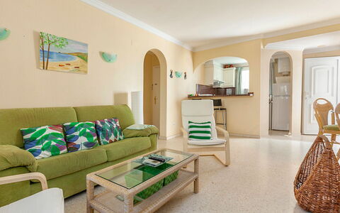 Accommodation:&nbsp;Club Sevilla i 403.3