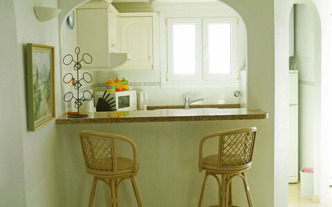 Oliva 403: Room, Furniture, Green, Interior Design, Property, Yellow, Table, Kitchen, Floor, Architecture