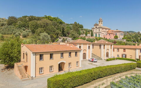 Sestri Levante 200: Sky, Plant, Building, Window, Tree, House, Grass, Residential Area, Facade, Landscape