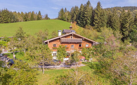 Oberhaslach: Plant, Sky, Cloud, Mountain, Tree, Natural Landscape, Building, Larch, House, Land Lot