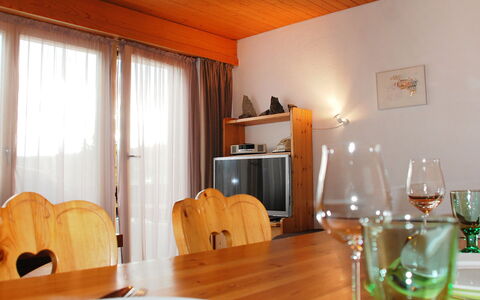Valetta Sura: Room, Property, Orange, Interior Design, Table, Furniture, Dining Room, Real Estate, Building, House